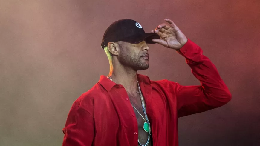 870x489_6208e23eb40ae-booba-en-juillet-2019-aux-vieilles-charrues-529028 - Revrse