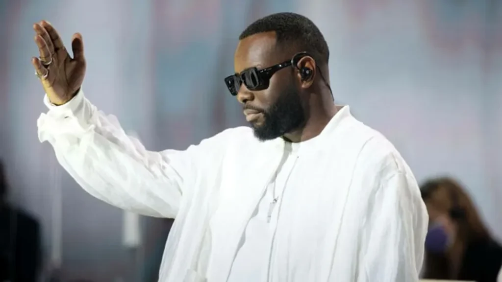 gims_revele_les_tensions_au_sein_de_la_sexion_d_assaut_et_annonce_que_leur_dernier_album_ne_sortira_pas1679913639264 - Revrse